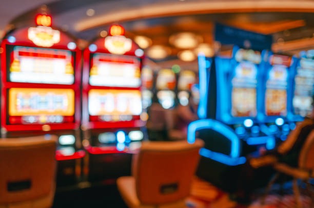 burger slot mobile app showing Crash game on Android and iOS browsers